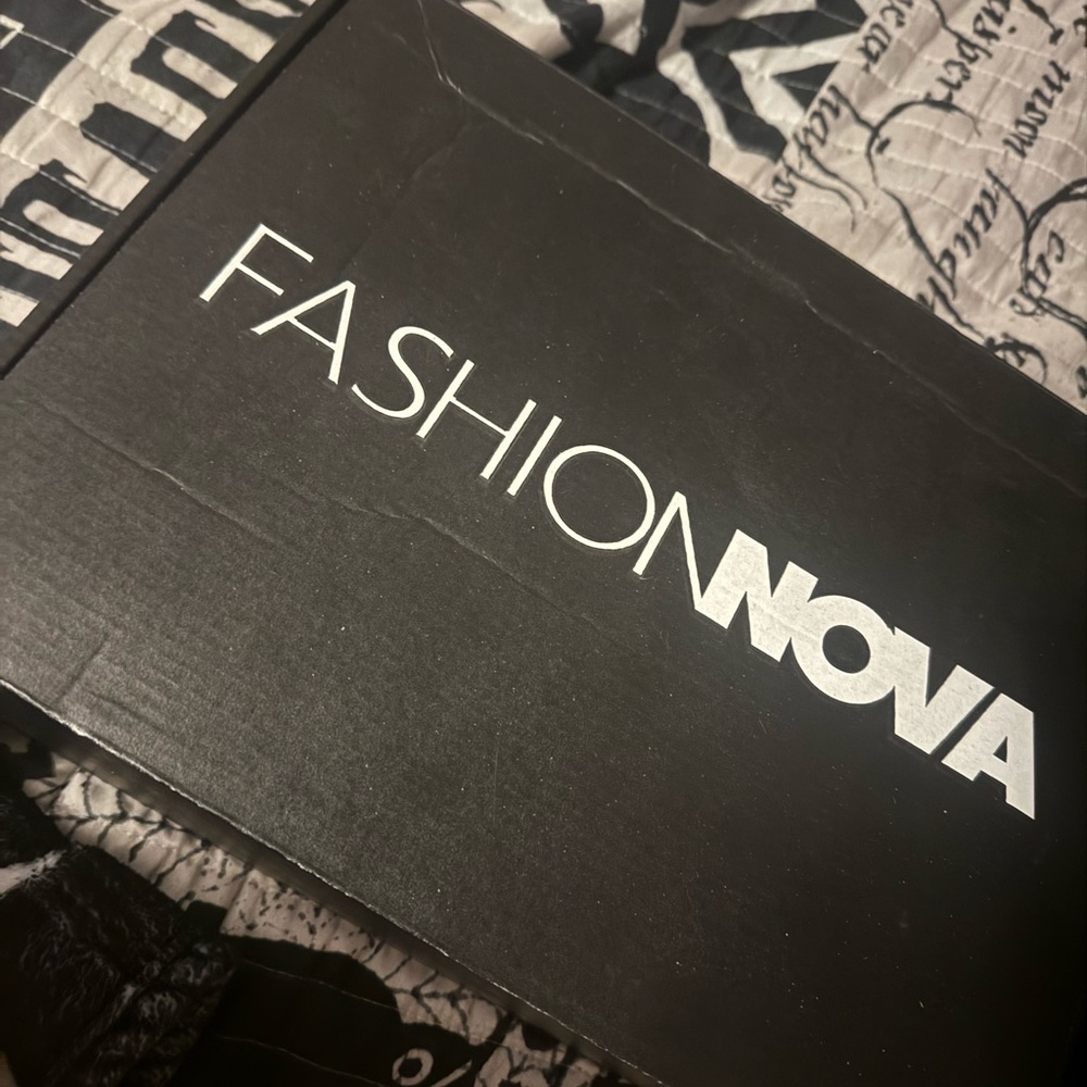 Fashion nova elegant rose gold pumps - Picture 8 of 8